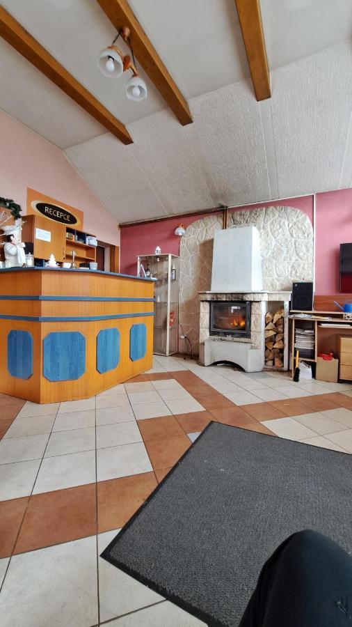 Pension Jana Tatrovice Bagian luar foto