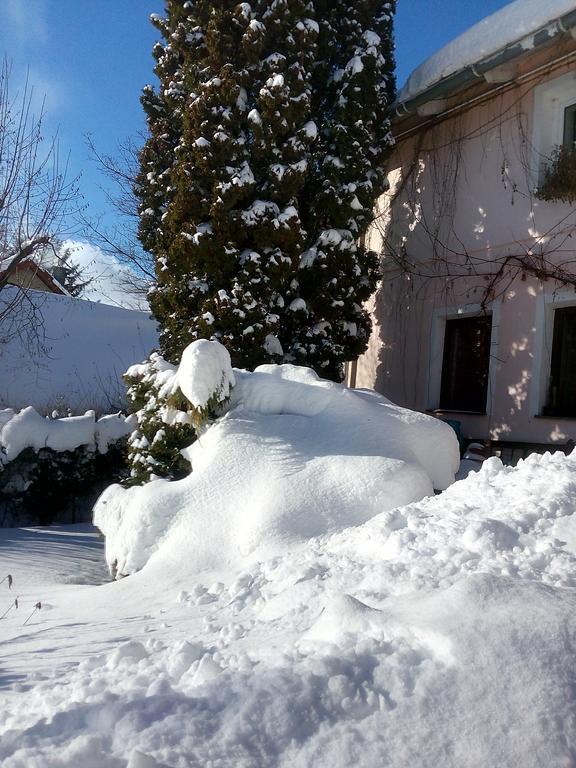 Pension Jana Tatrovice Bagian luar foto