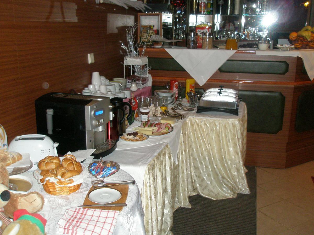 Pension Jana Tatrovice Bagian luar foto