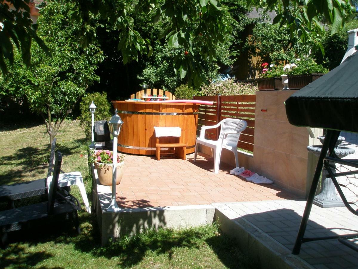 Pension Jana Tatrovice Bagian luar foto